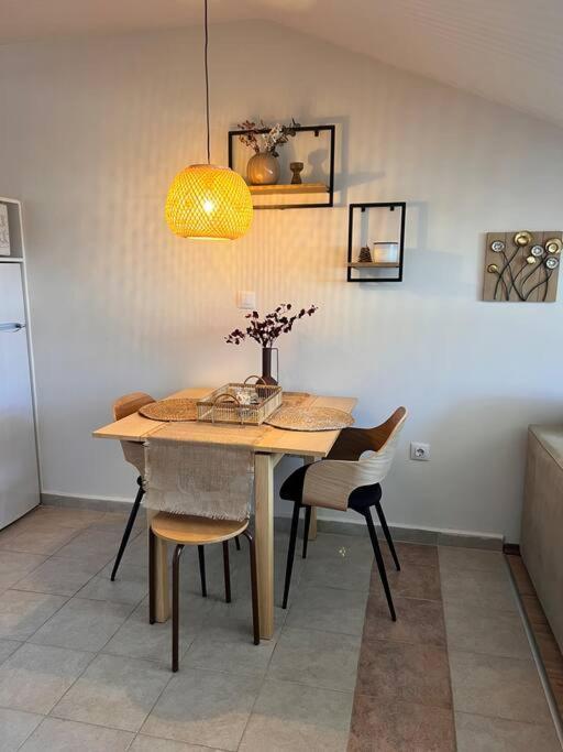 Апартамент Cozy 1 Bedroom Next To The Gondola *